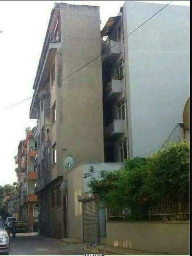 bangunan menipu mata © berbagai sumber