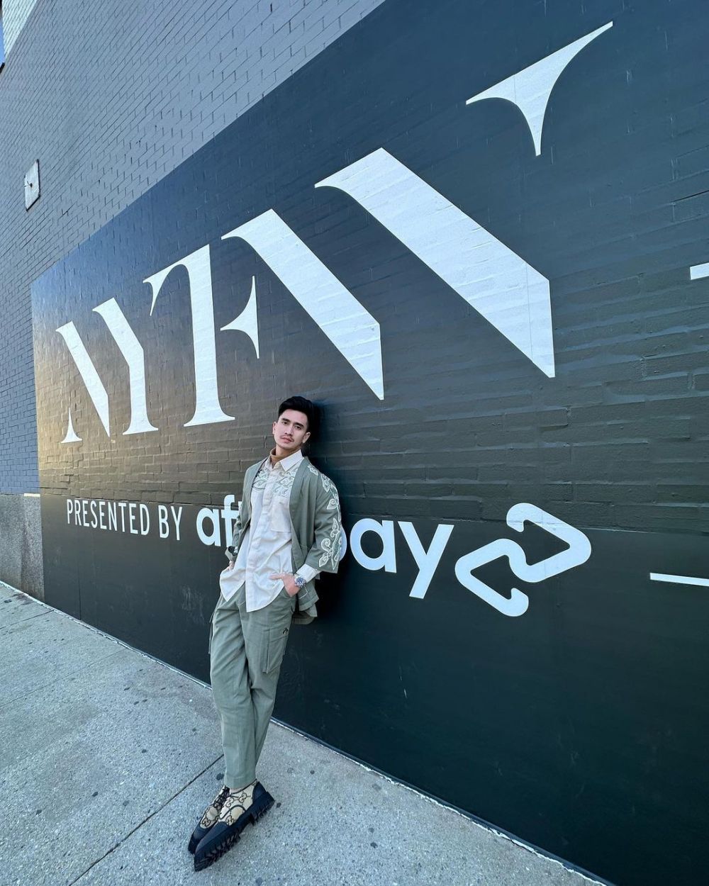  potret bocah tampil bareng ivan fadilla di iklan pelembap jadi politisi © berbagai sumber