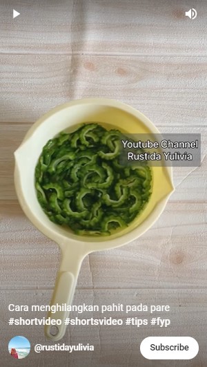 Cuma pakai 1 bahan dan tanpa diremas, ini cara praktis hilangkan rasa pahit pada pare