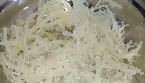 Pakai 1 bahan dapur, ini cara membersihkan rumput laut kering agar aman dikonsumsi