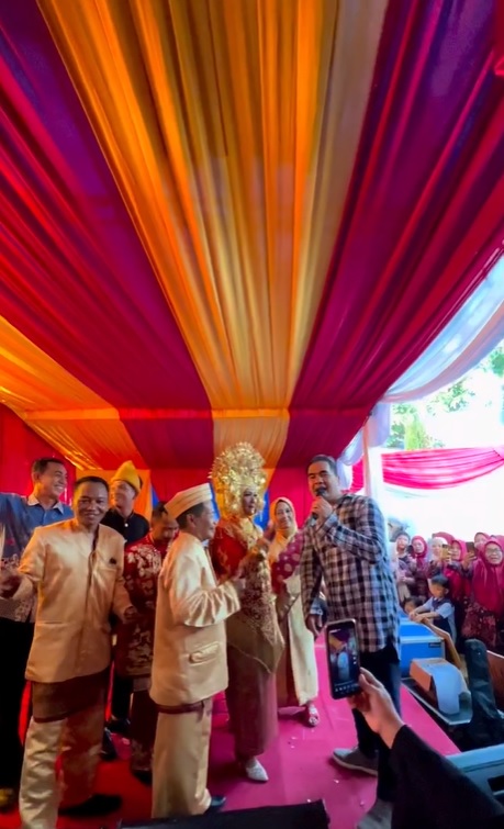 model iklan kopi eks suami pedangdut kini jadi penyanyi wedding © berbagai sumber