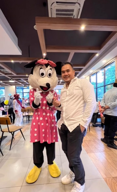 model iklan kopi eks suami pedangdut kini jadi penyanyi wedding © berbagai sumber model iklan kopi eks suami pedangdut kini jadi penyanyi wedding © berbagai sumber