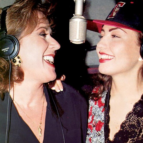 Kakak dan adik main di Rosalinda © Instagram Kakak dan adik main di Rosalinda © Instagram