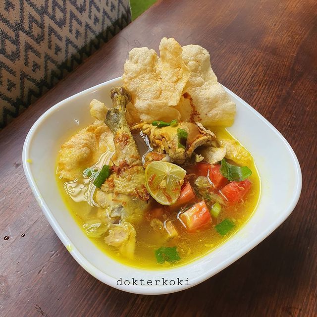 13 Resep soto ayam tanpa santan, enak, segar, dan bumbunya nendang