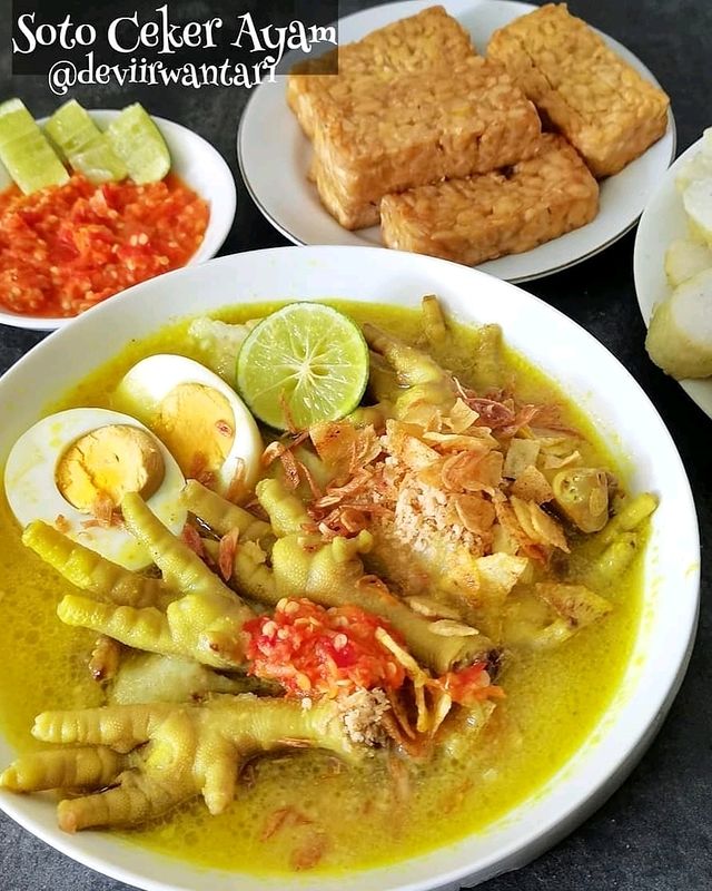 13 Resep soto ayam tanpa santan, enak, segar, dan bumbunya nendang