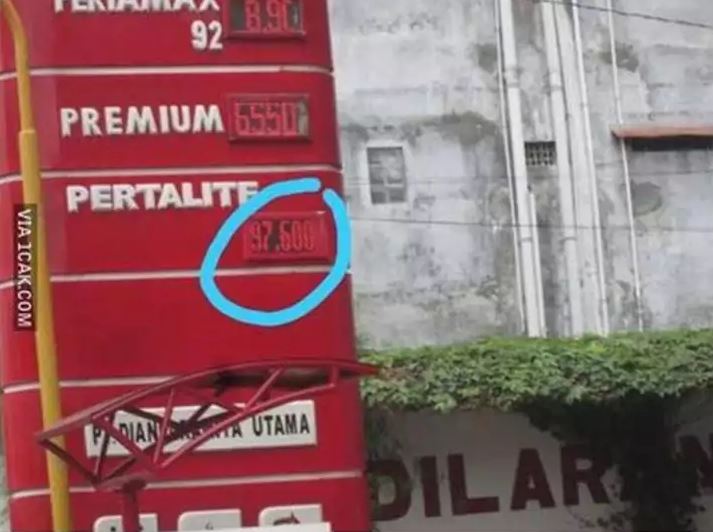 tulisan lucu di pom bensin Berbagai sumber