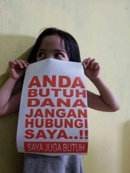 Tulisan lucu di spanduk uang Berbagai sumber Tulisan lucu di spanduk uang Berbagai sumber