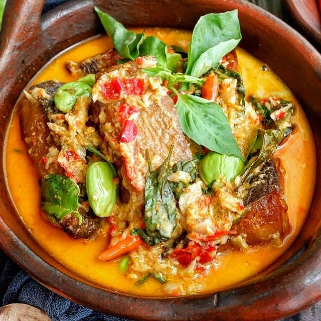 13 Resep olahan ikan pari tanpa santan enak, bumbunya nendang, dan bikin ketagihan