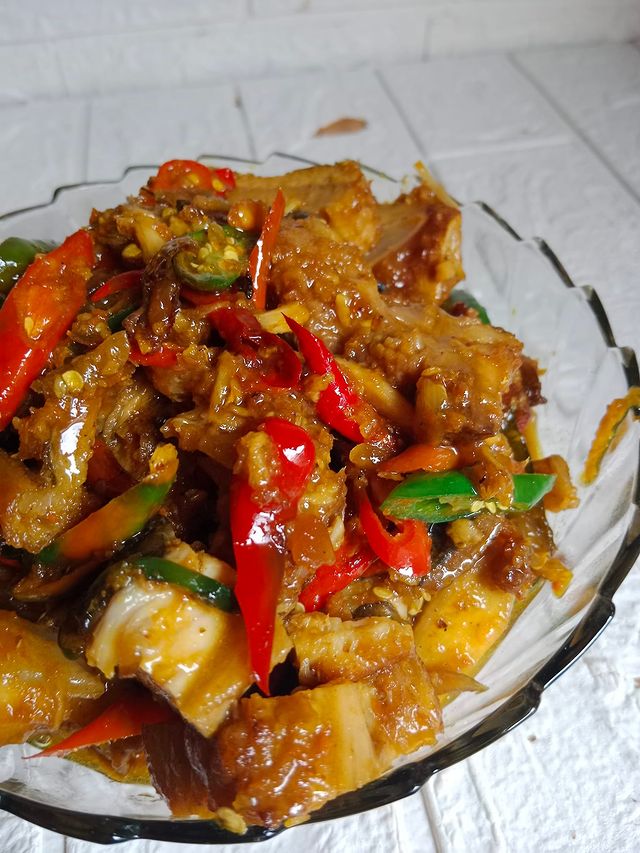 13 Resep olahan ikan pari tanpa santan enak, bumbunya nendang, dan bikin ketagihan