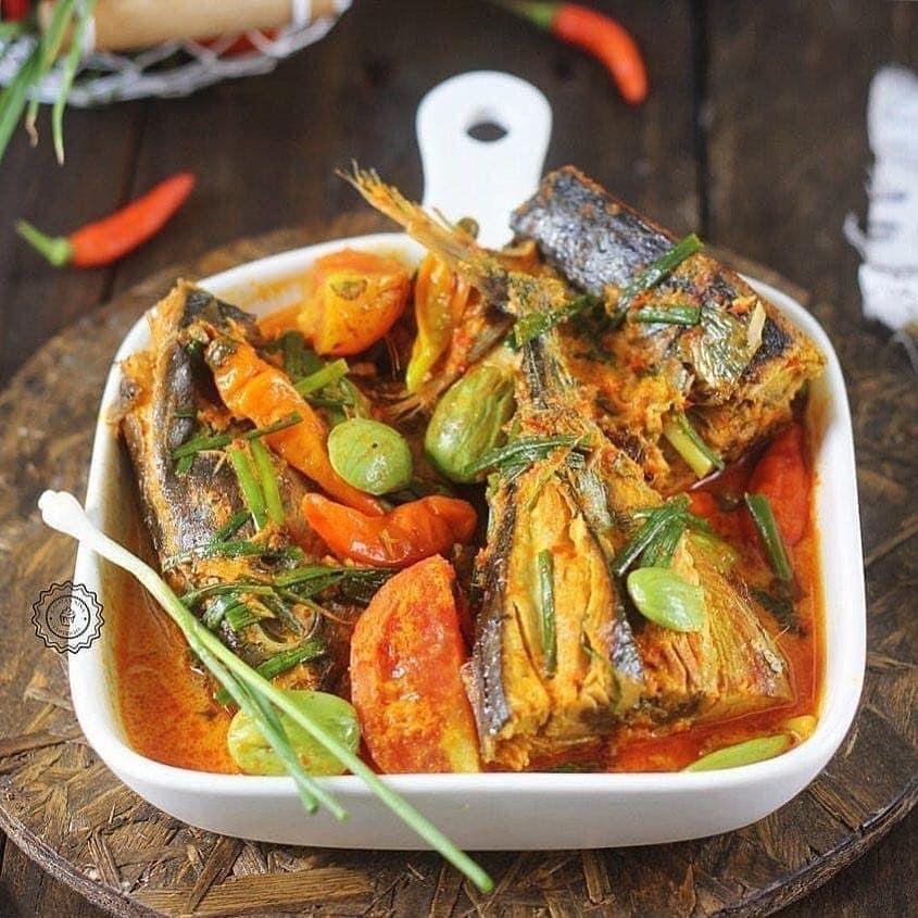 11 Resep ikan tuna kuah santan, gurih, lezat, dan menggugah selera