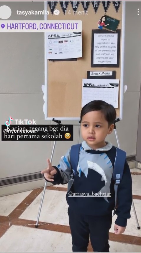 anak tasya kamila bawa kipas ke sekolah © berbagai sumber