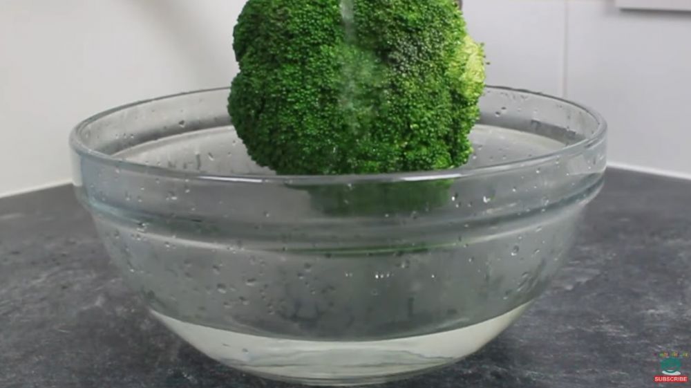 Trik menghilangkan lapisan lilin di brokoli, ampuh tanpa garam dan baking soda