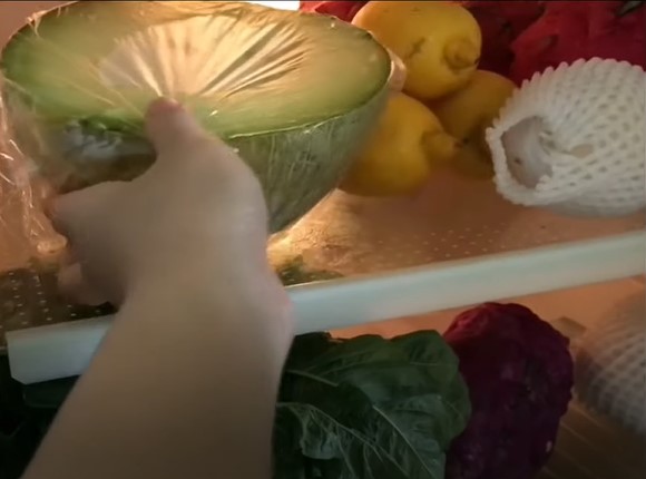 Cara menyimpan melon yang sudah dibelah agar tak mengerut dan lembek hingga 10 hari