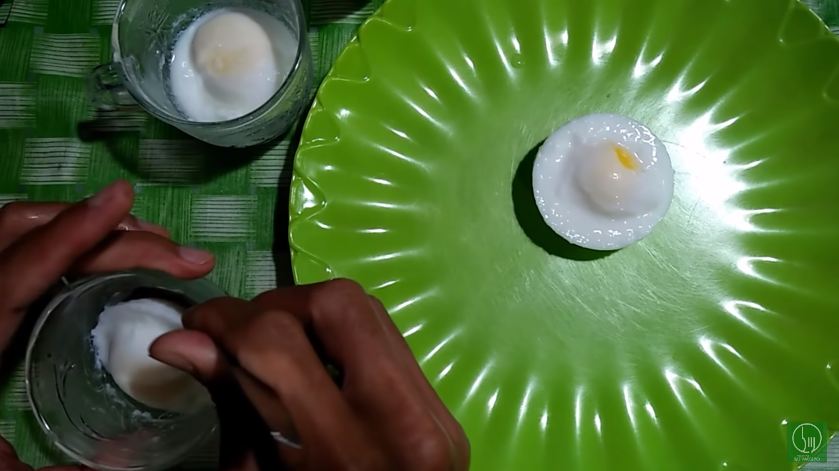 Bukan pakai cetakan khusus, ini trik mudah bikin telur rebus ala hotel yang lembut, gurih, dan cantik