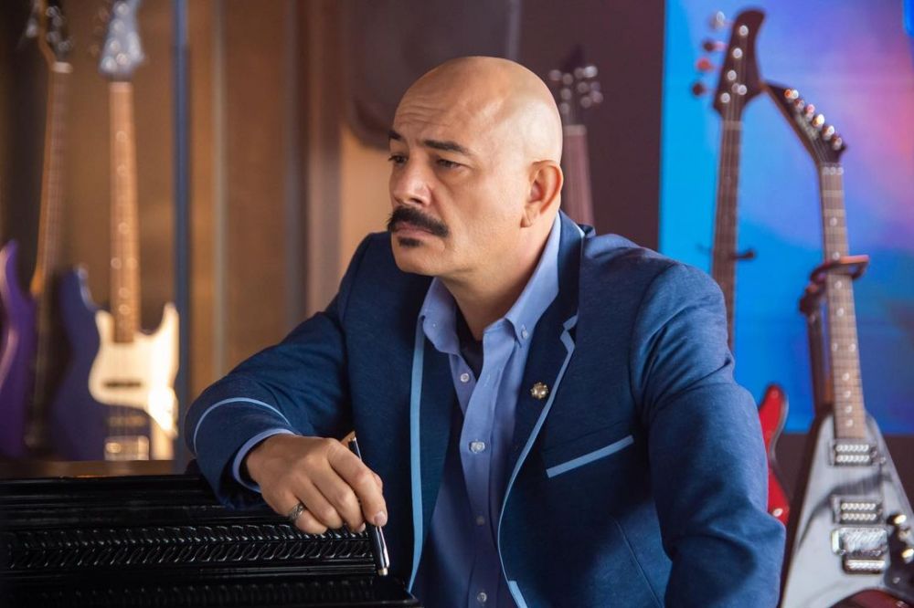 transformasi pemeran hugo di serial betty la fea © berbagai sumber