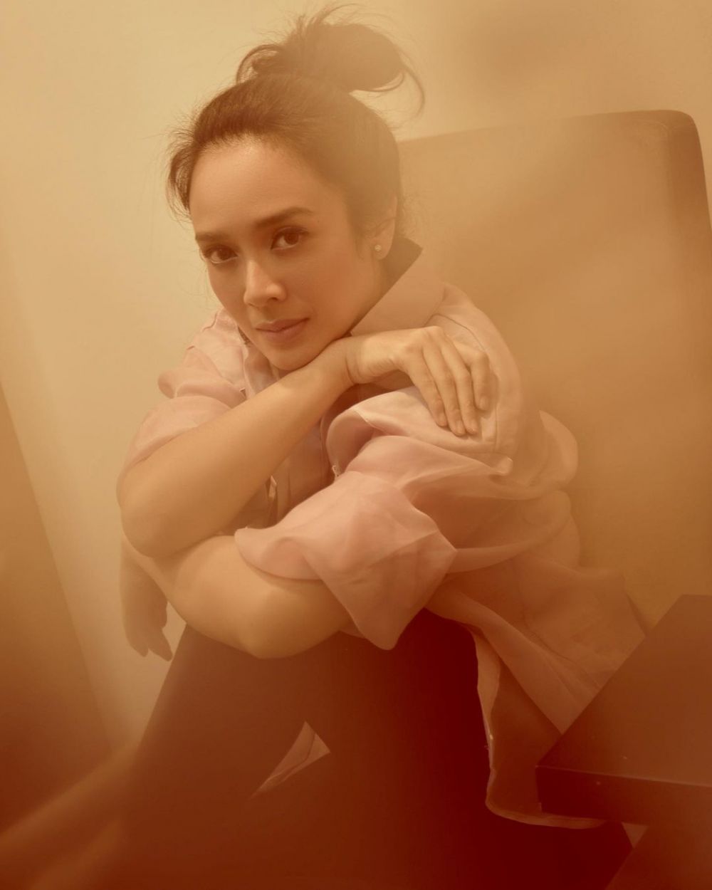 transformasi gadis foto bareng nike ardilla © instagram