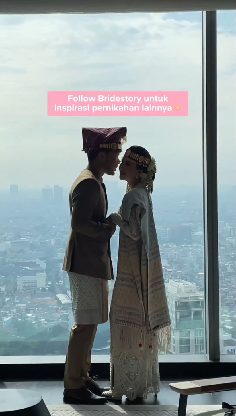 pesona jessica mila di adat batak ulaon unjuk © instagram pesona jessica mila di adat batak ulaon unjuk © instagram