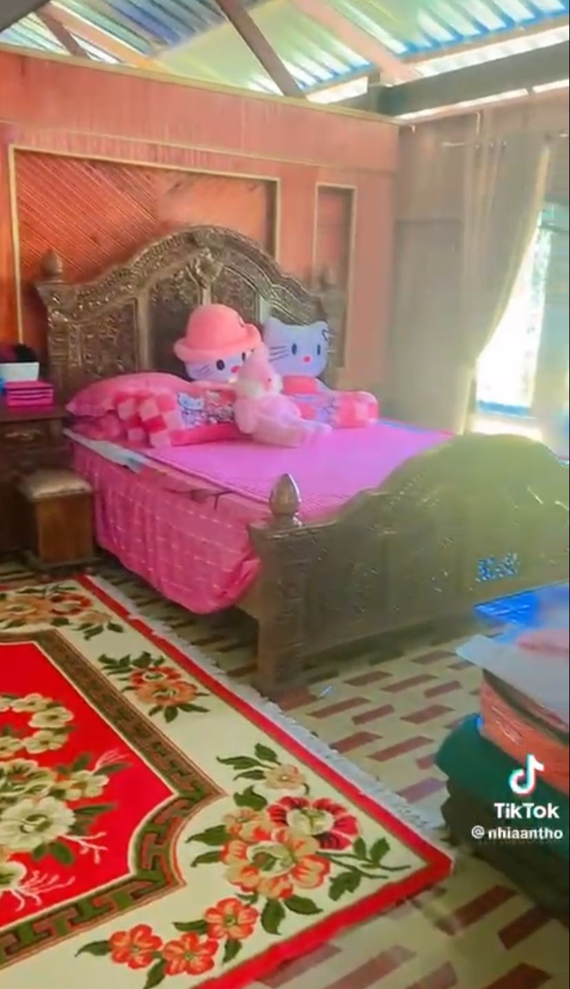 rumah luar sulit dalam elit © TikTok