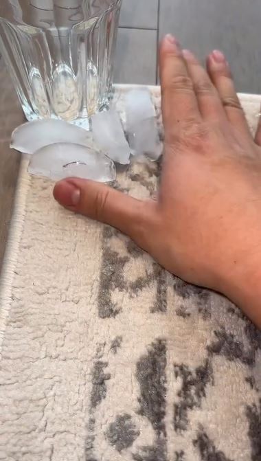 cara mudah meluruskan ujung karpet Berbagai sumber