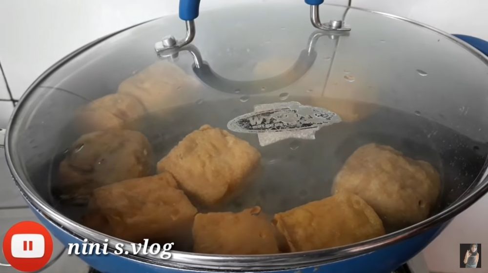 Jangan cuma digoreng, ini trik bikin tahu pong yang berkulit dan mengembang