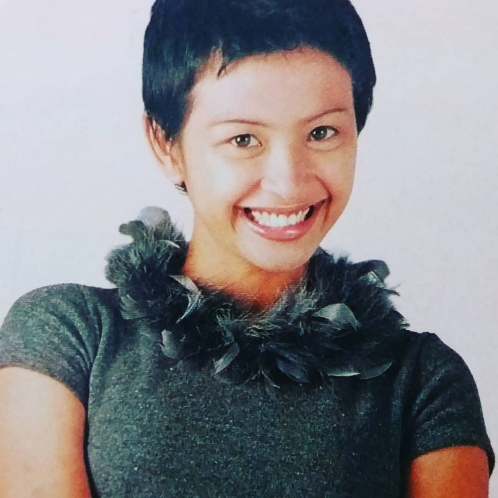 Ira Riswana GADIS Sampul jadi perias jenazah © berbagai sumber