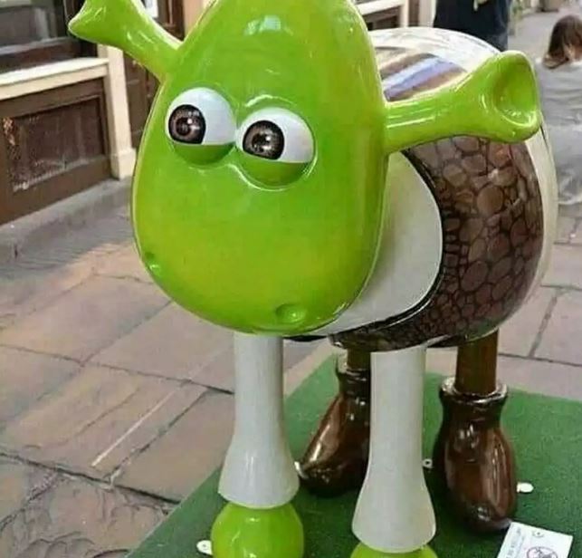 potret kocak patung hewan di taman Berbagai sumber