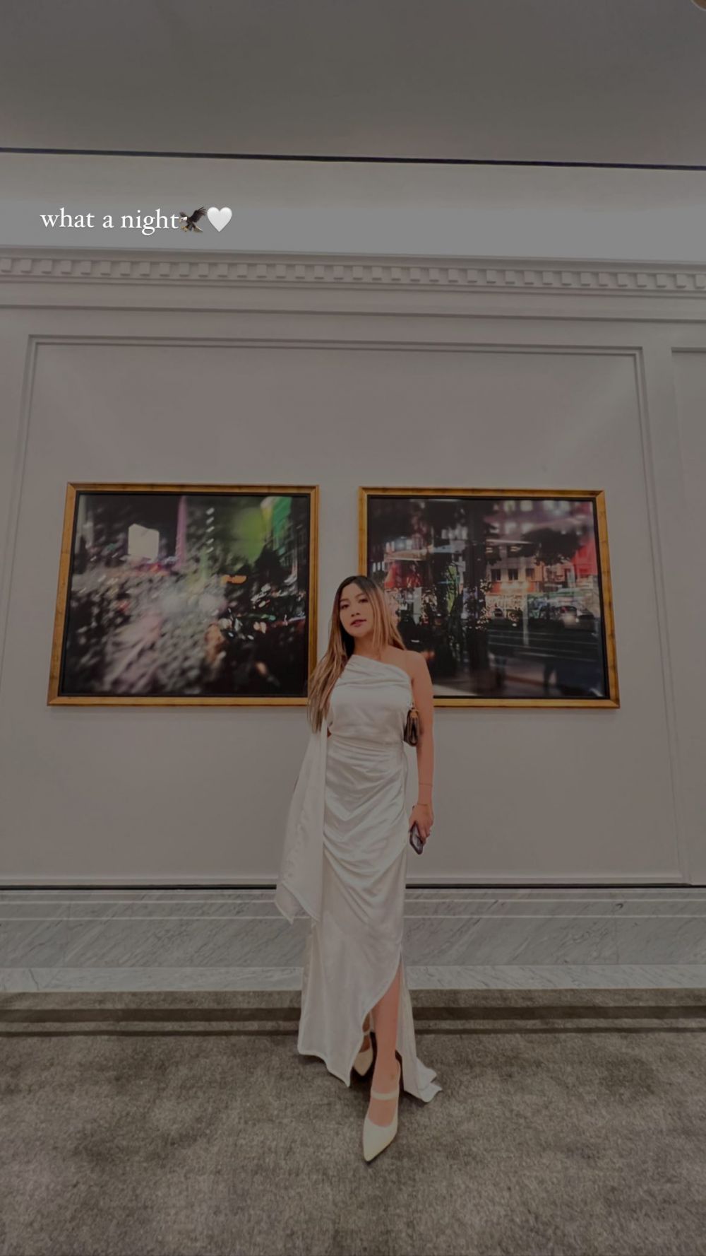 gaya seleb di lamaran rizky dan mahalini © Instagram