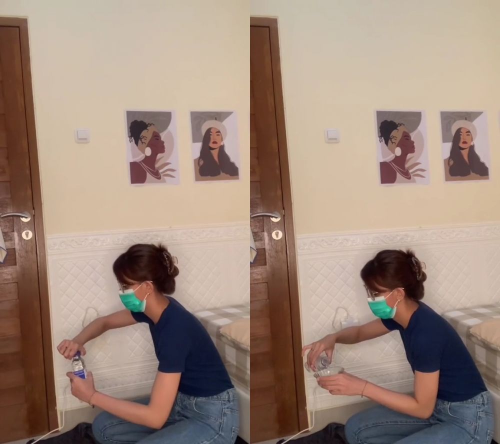 bersihkan wallpaper foam tanpa bekas © TikTok