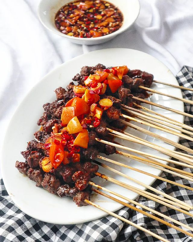 11 Resep daging kambing bakar paling enak, empuk, dan bumbunya meresap