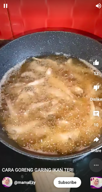 Tanpa direndam air cucian beras dan air hangat, ini trik bikin teri goreng yang renyah tahan lama