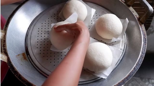 Trik mengukus bakpao agar harum, mengembang sempurna dan tidak menyusut saat disajikan