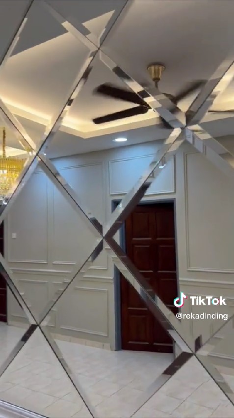 ruang keluarga makeover jadi mewah © TikTok/@rekadinding