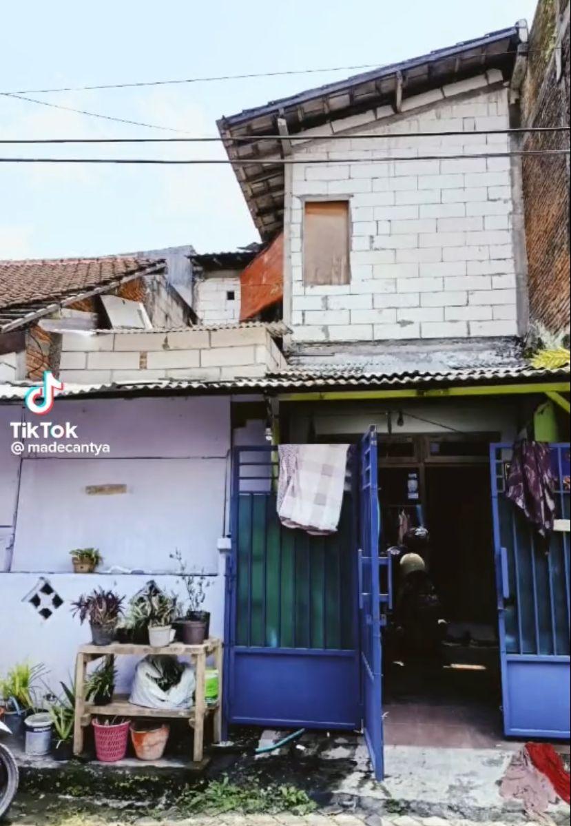 potret hunian mirip kandang ayam © TikTok