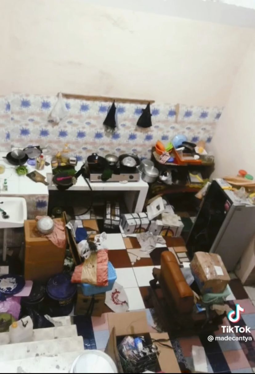 potret hunian mirip kandang ayam © TikTok
