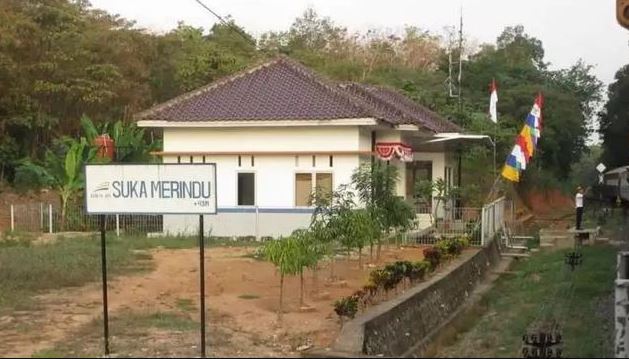 Tulisan lucu plang di jalanan Berbagai sumber Tulisan lucu plang di jalanan Berbagai sumber