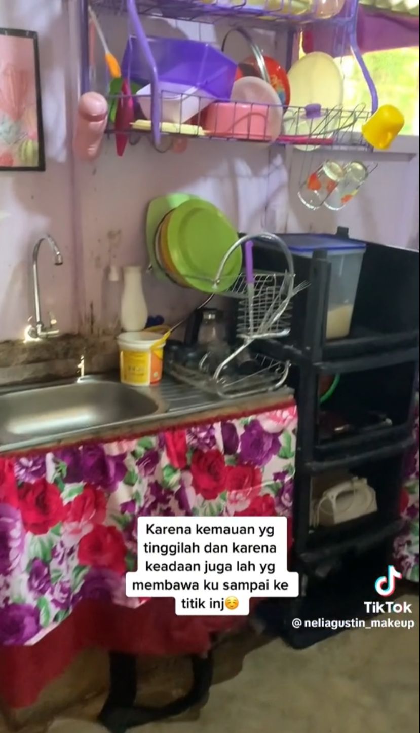 potret hunian mua triplek © TikTok