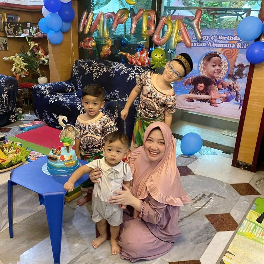 Maissy presenter cilik cilukba © berbagai sumber