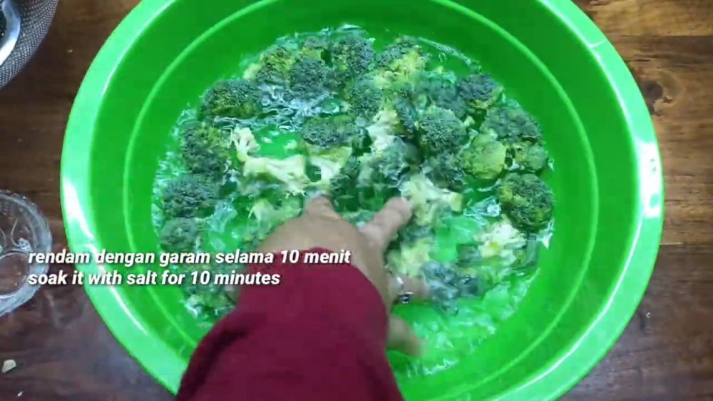 Tanpa direndam air, ini cara simpan brokoli agar tetap segar, renyah, dan tidak cepat busuk