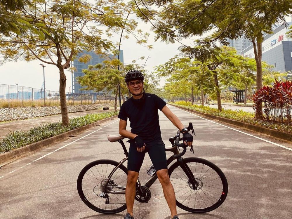 Agnez Mo host Tralala Trilili Fery Iskandar © berbagai sumber Agnez Mo host Tralala Trilili Fery Iskandar © berbagai sumber