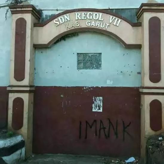 potret kocak gapura Berbagai sumber potret kocak gapura Berbagai sumber