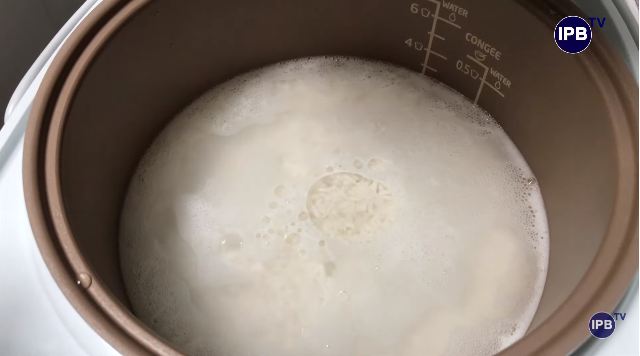 Trik menanak nasi rendah kadar gula, cuma pakai 1 bahan dapur