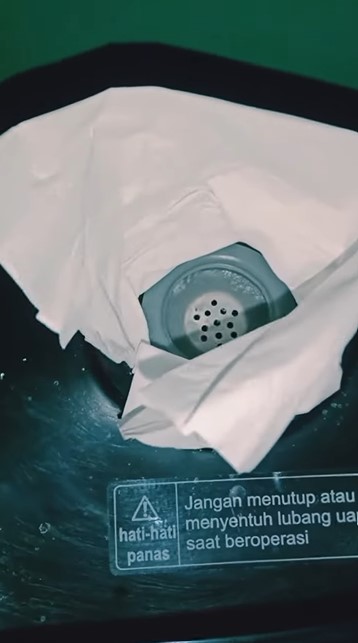 Trik mengatasi rice cooker yang airnya luber saat dipakai menanak nasi, praktis pakai 1 alat