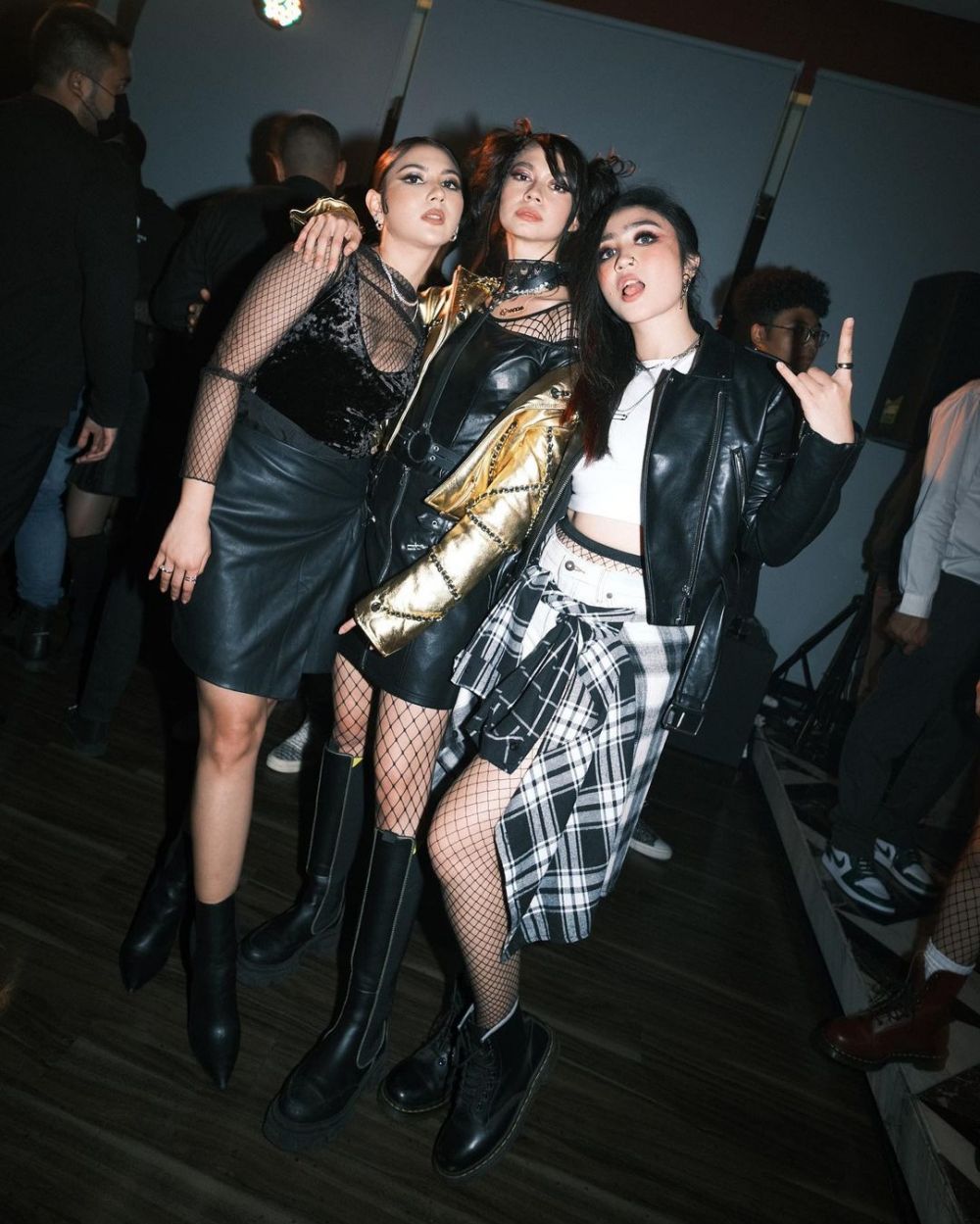 potret persahabatan jessica mila & febby rastanty © berbagai sumber