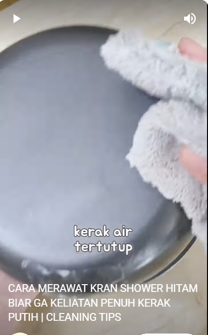 Trik bersihkan noda air di pantat panci rice cooker pakai 1 bahan, kinclong tanpa sabun