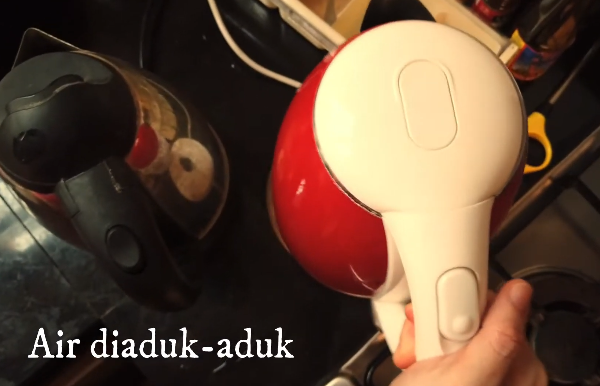 Tanpa digosok, ini cara ampuh bersihkan kerak teko listrik dengan cepat cuma pakai 1 bahan dapur