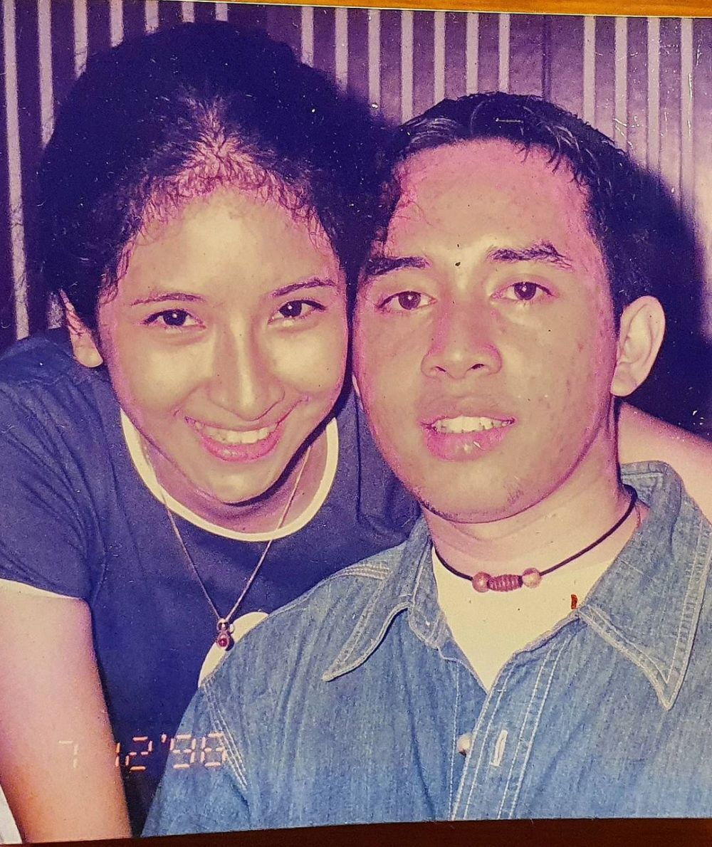 potret lawas pasangan seleb era 90-an pacaran © instagram potret lawas pasangan seleb era 90-an pacaran © instagram