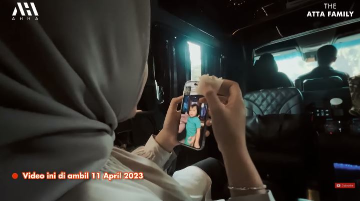 aurel hermansyah cek kandungan © YouTube