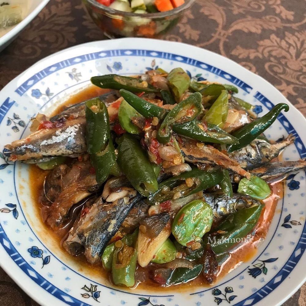 11 Resep ikan asin masak cabai hijau, lezat, sederhana, dan bikin selera makan bertambah