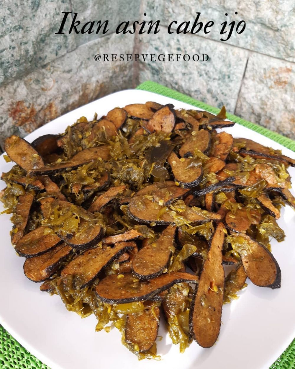 11 Resep ikan asin masak cabai hijau, lezat, sederhana, dan bikin selera makan bertambah