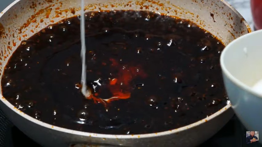7 Cara bikin saus lada hitam ala resto chinese food, hasilnya kental, wangi, dan gurih